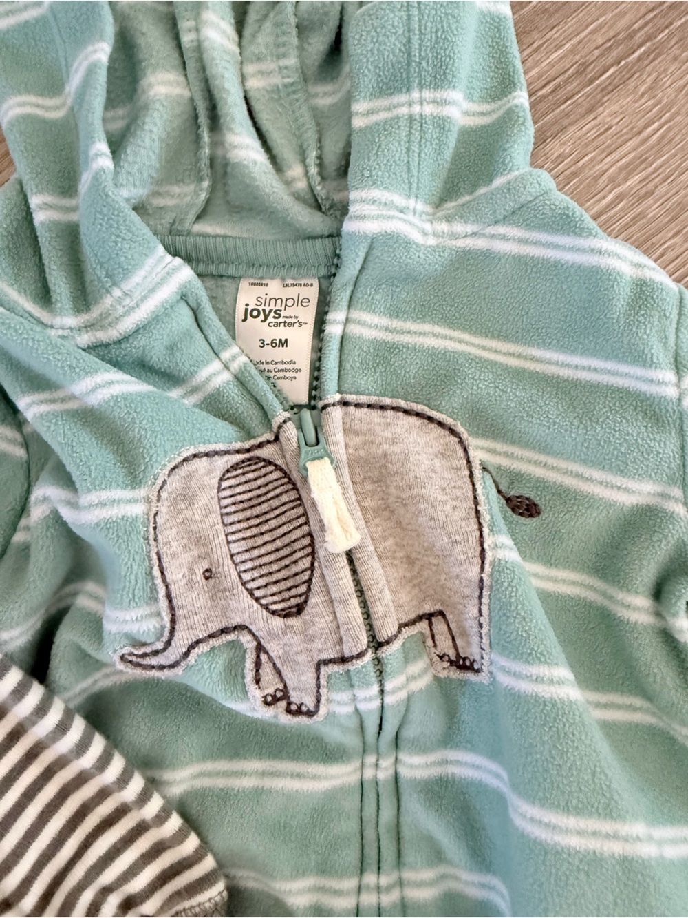 Baby 2 piece bundle zip up hoodies - Picture 3 of 4